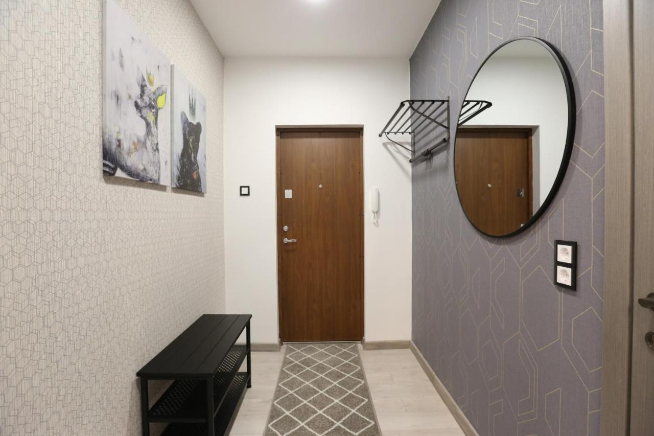Comfy 2 Room Apartment - Free Parking - 350Mbps Wifi - Netflix Kaunas Exterior photo
